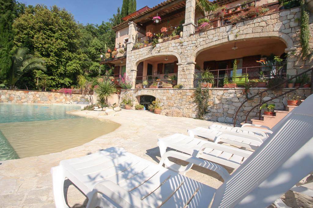 Locaspera Apartment