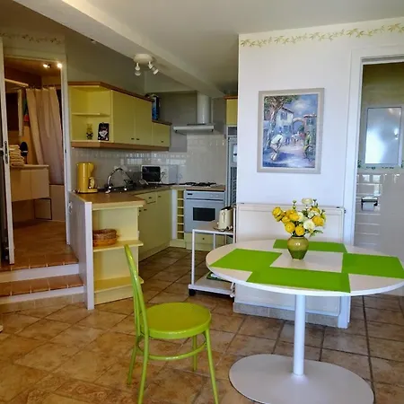 Locaspera Apartment Speracedes Exterior photo